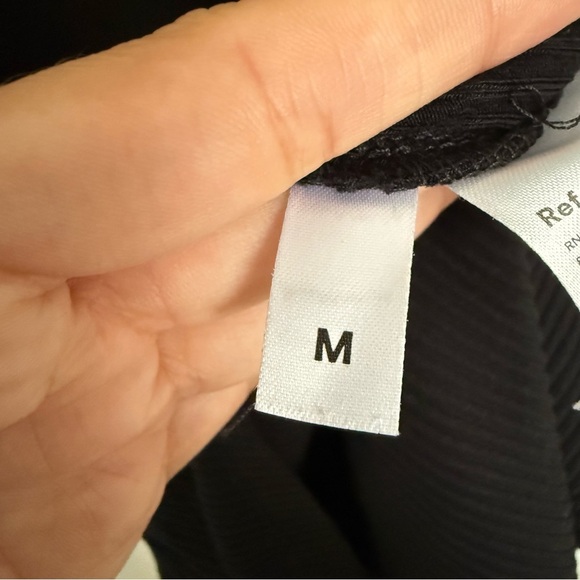 Reformation Black Ribbed Knit Mini Shirt Dress Sz M Night Out Party Capsule LBD - Picture 6 of 7